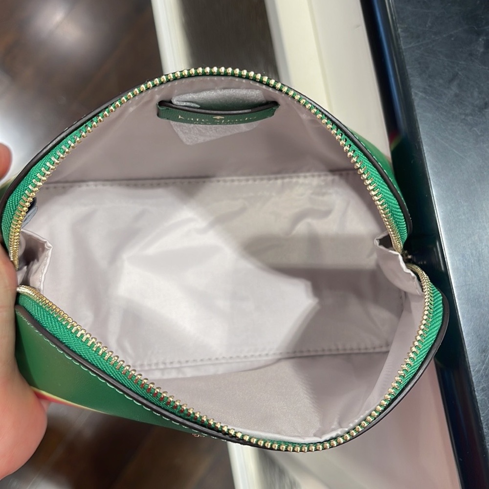 Kate Spade Watermelon Small Cosmetic Case
COLOR:
Multi
NWT - Picture 13 of 16